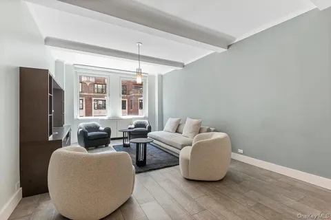 111 East 56th Street #1102