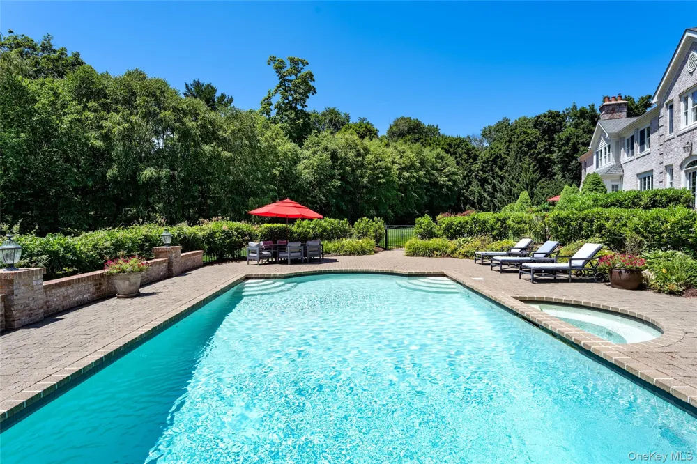 12 Magnolia Drive Purchase, NY 10577