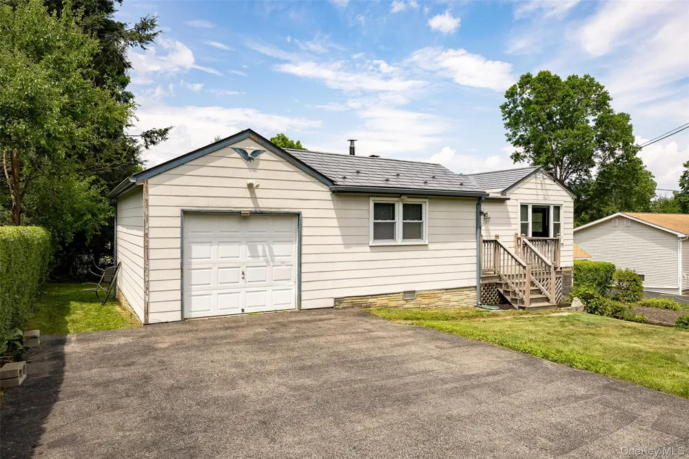 5 Willow Road Beacon, NY 12508
