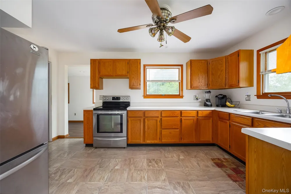 5 Willow Road Beacon, NY 12508