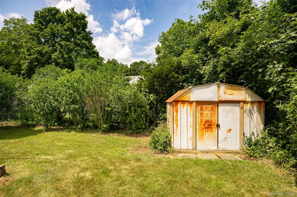 5 Willow Road Beacon, NY 12508