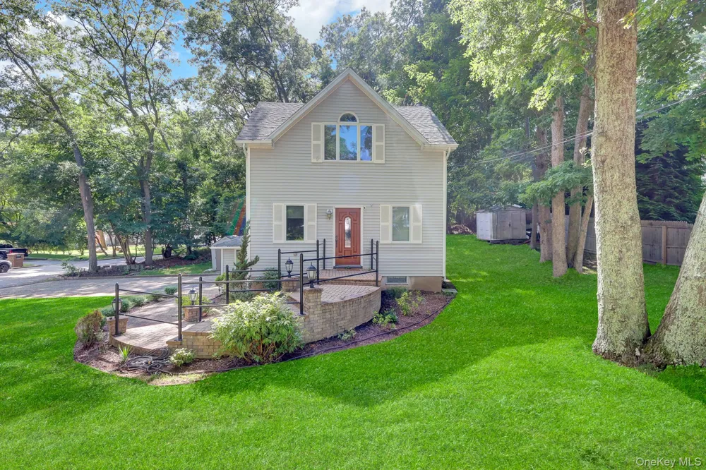 14 Neponsit Road Sound Beach, NY 11789