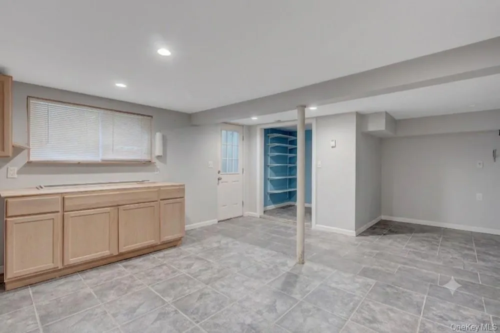 14 Neponsit Road Sound Beach, NY 11789