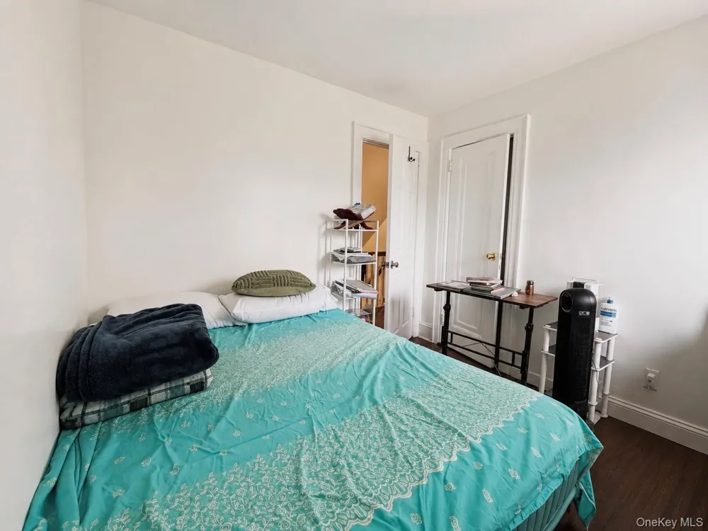 100-49 198th Street Hollis, NY 11423