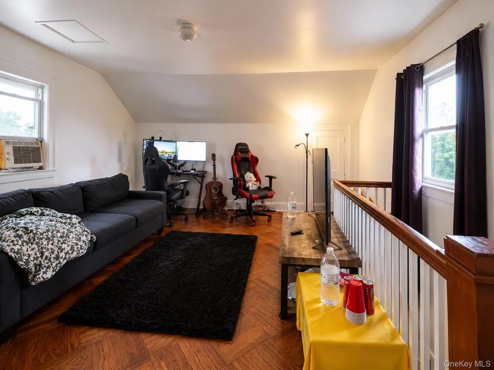 100-49 198th Street Hollis, NY 11423