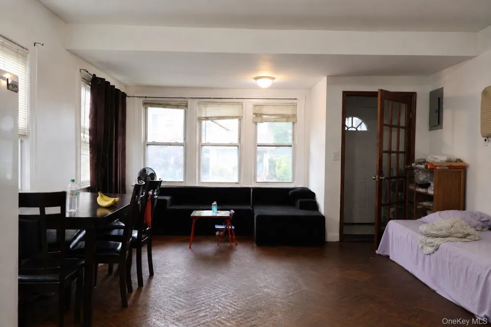 100-49 198th Street Hollis, NY 11423