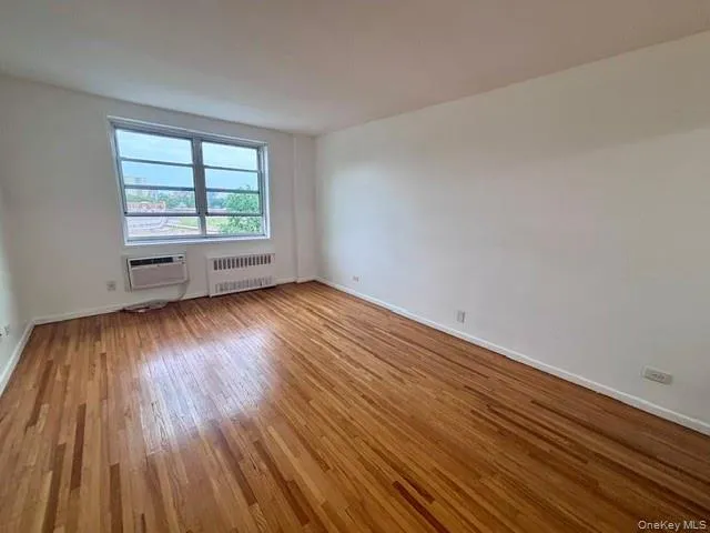 3363 Sedgwick Avenue #5L Bronx, NY 10463
