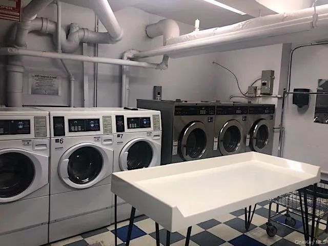 3363 Sedgwick Avenue #5L Bronx, NY 10463