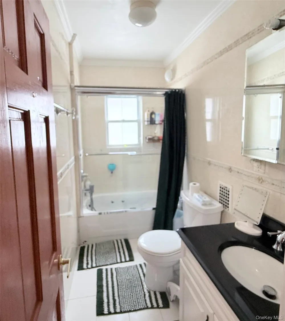 9230 212th Place Queens Village, NY 11428