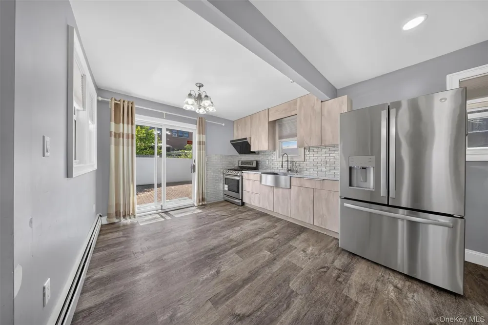 3822 205th Street Bayside, NY 11361