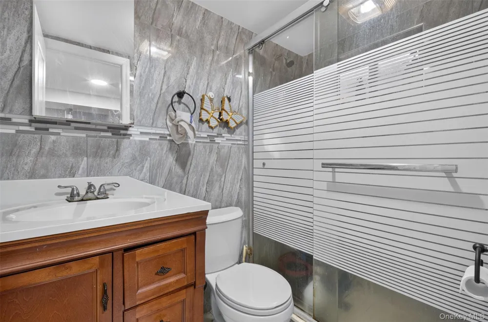 3822 205th Street Bayside, NY 11361
