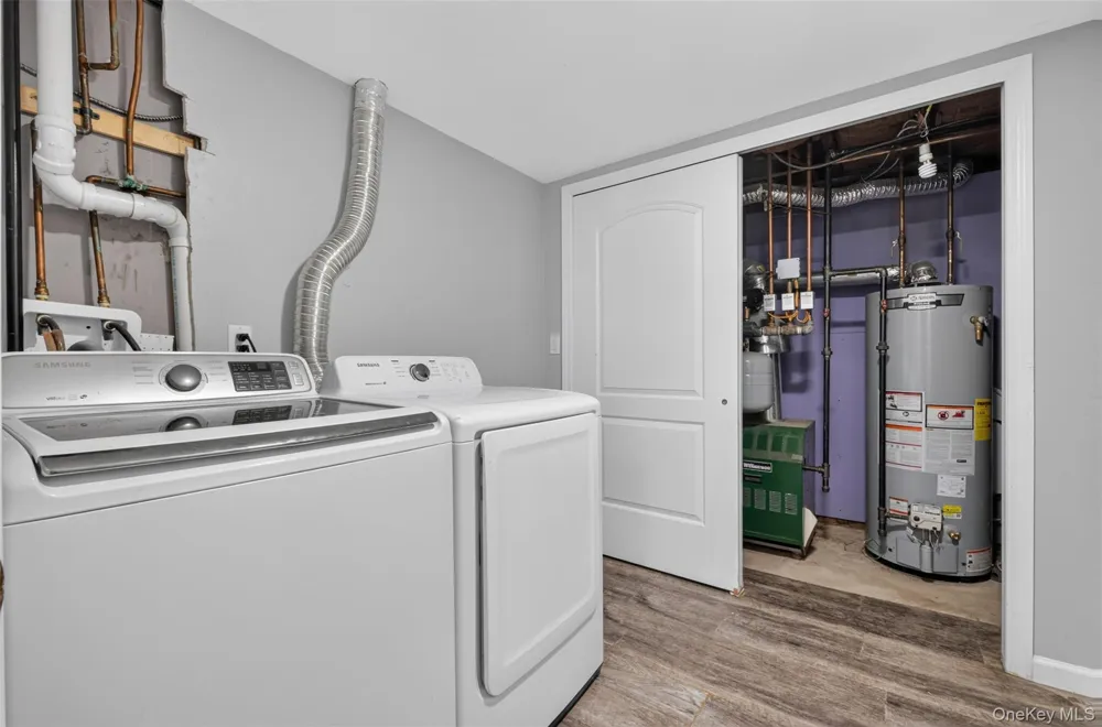3822 205th Street Bayside, NY 11361