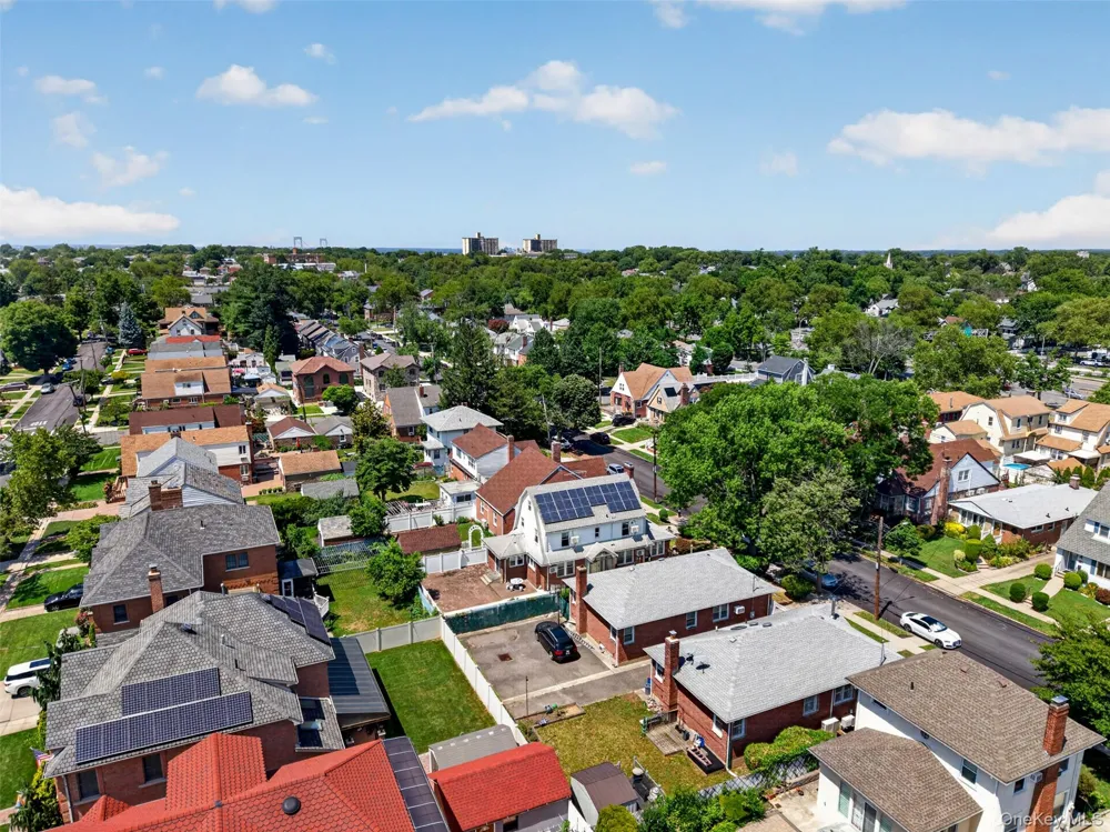 3822 205th Street Bayside, NY 11361