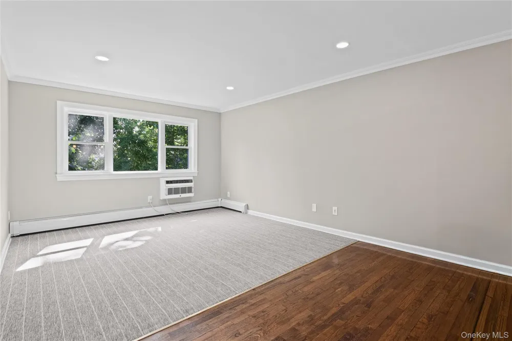152 B N Broadway #2E White Plains, NY 10603