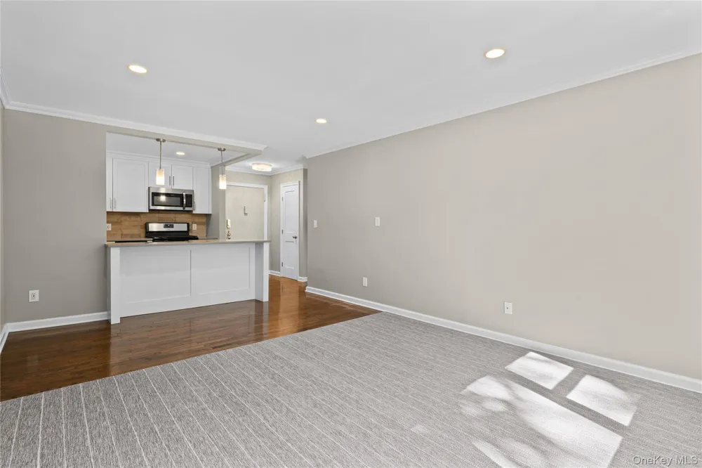 152 B N Broadway #2E White Plains, NY 10603