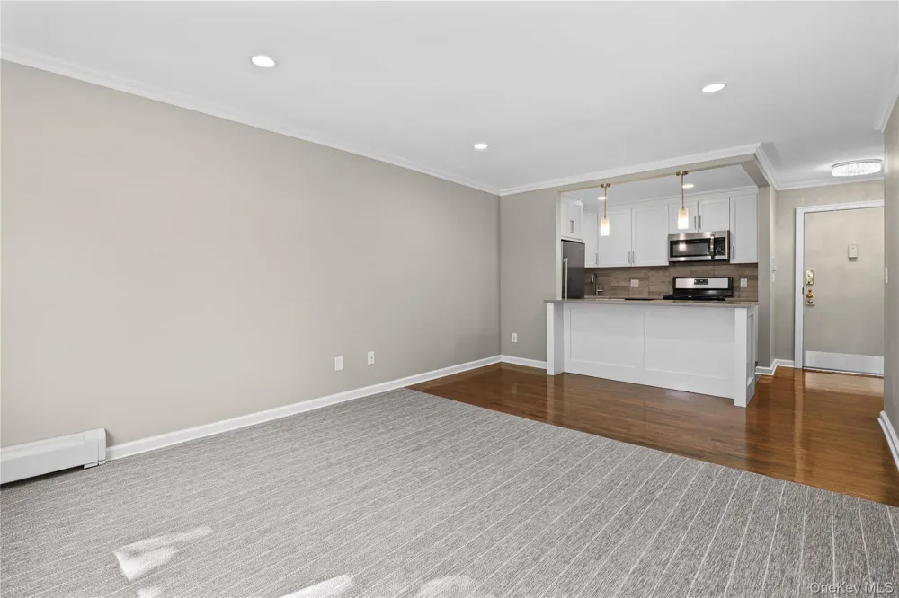 152 B N Broadway #2E White Plains, NY 10603