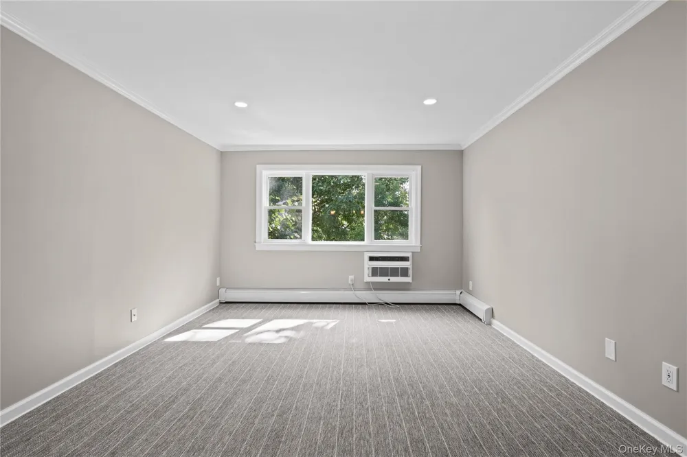 152 B N Broadway #2E White Plains, NY 10603