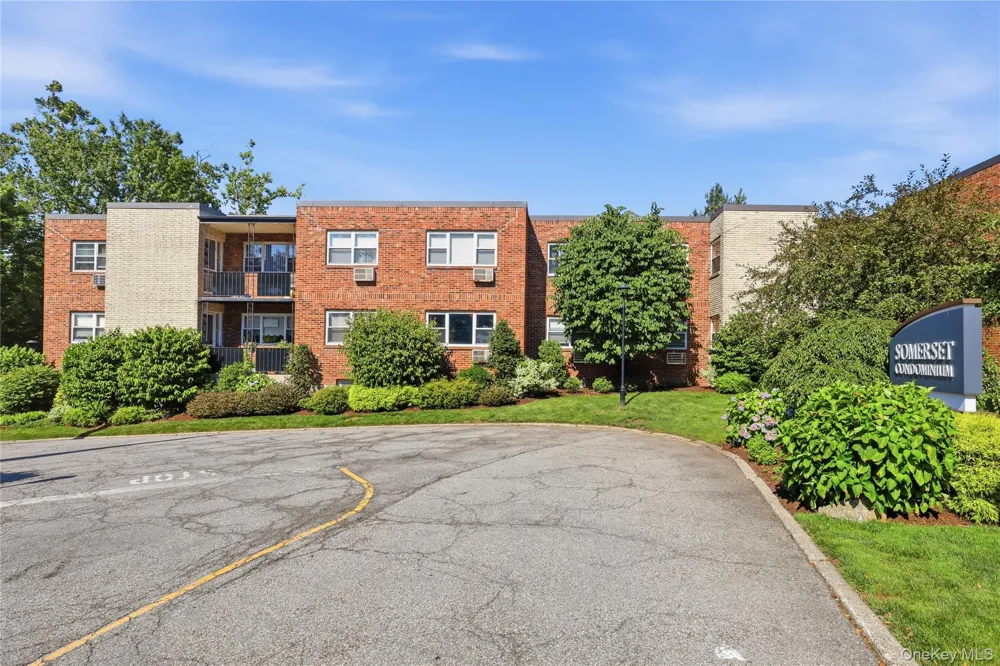 152 B N Broadway #2E White Plains, NY 10603