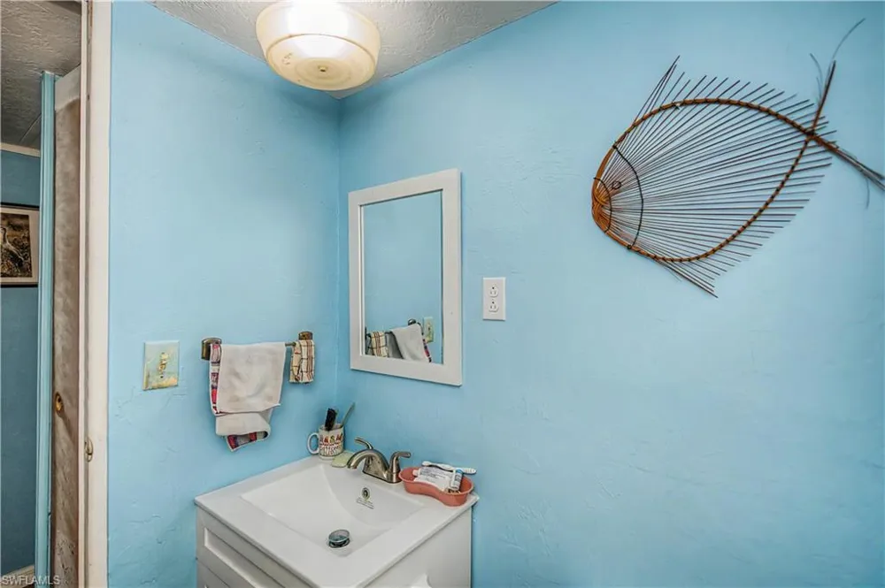 3965 Phoenix Drive St. James City, FL 33956