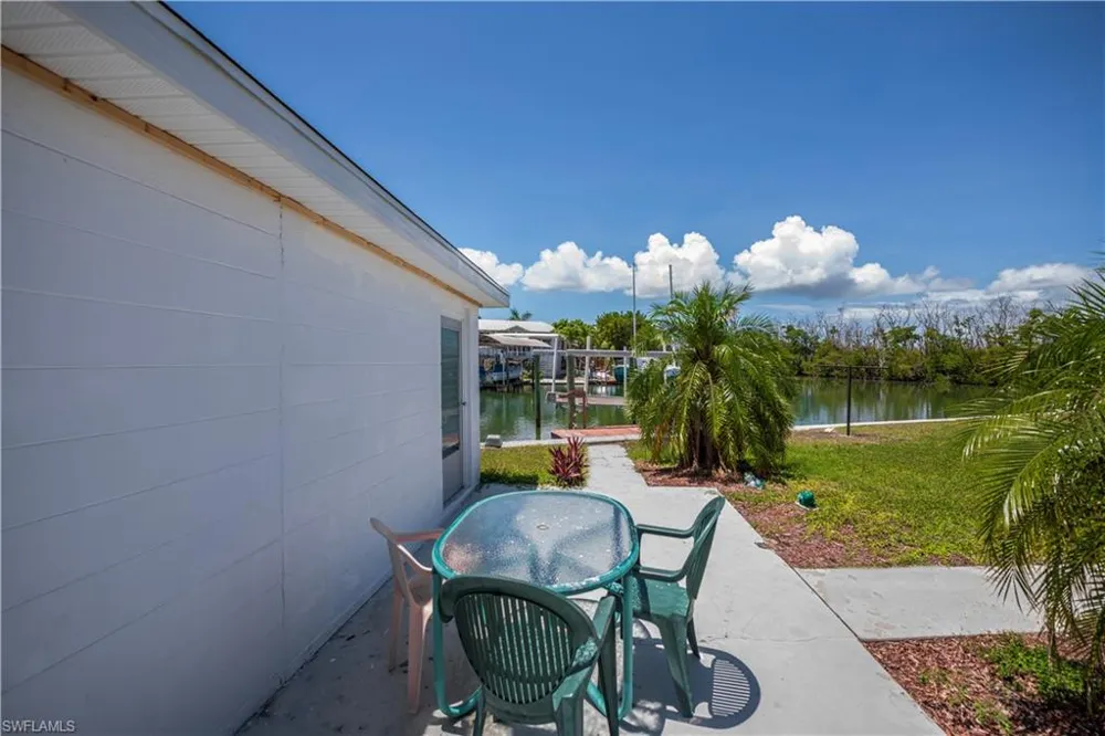 3965 Phoenix Drive St. James City, FL 33956