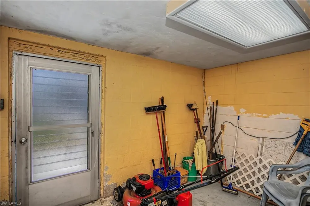 3965 Phoenix Drive St. James City, FL 33956