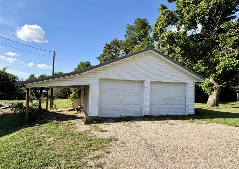 292 MICHIE PEBBLE HILL RD Stantonville, TN 38379