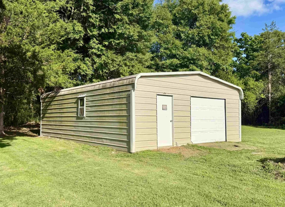 292 MICHIE PEBBLE HILL RD Stantonville, TN 38379