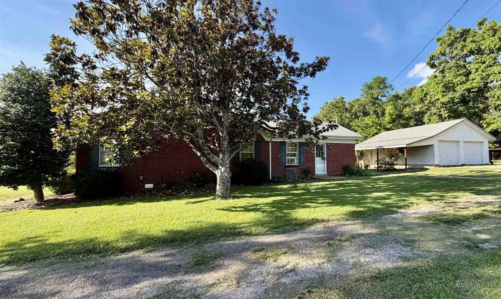 292 MICHIE PEBBLE HILL RD Stantonville, TN 38379