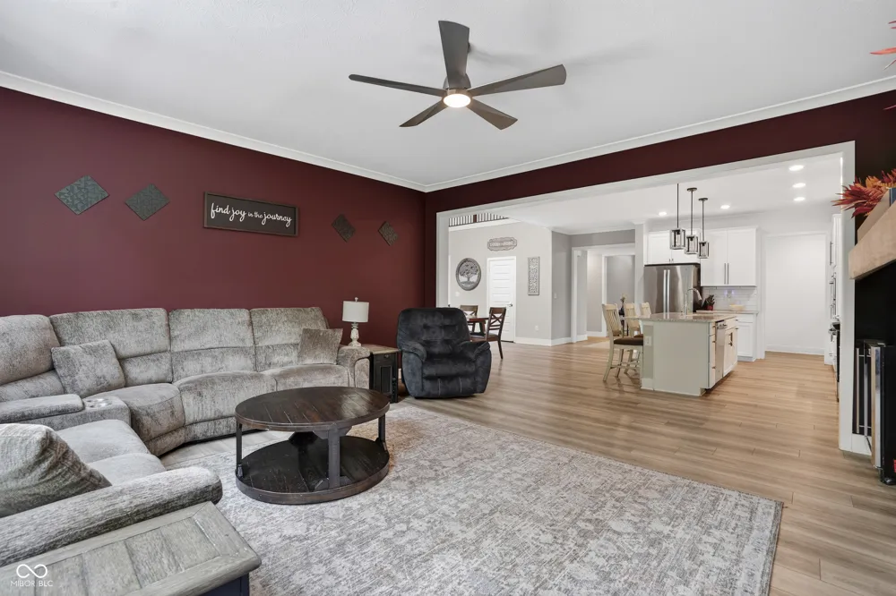 16286 Perrault Court Fishers, IN 46040