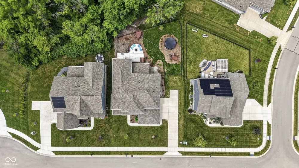 16286 Perrault Court Fishers, IN 46040