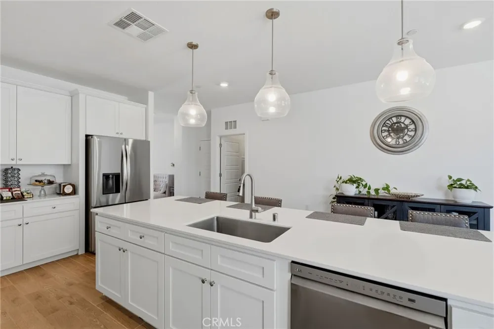 530 Baylor Lemoore, CA 93245