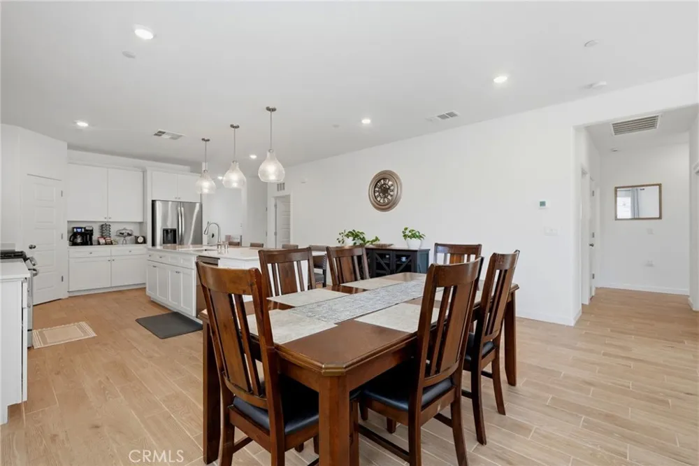 530 Baylor Lemoore, CA 93245