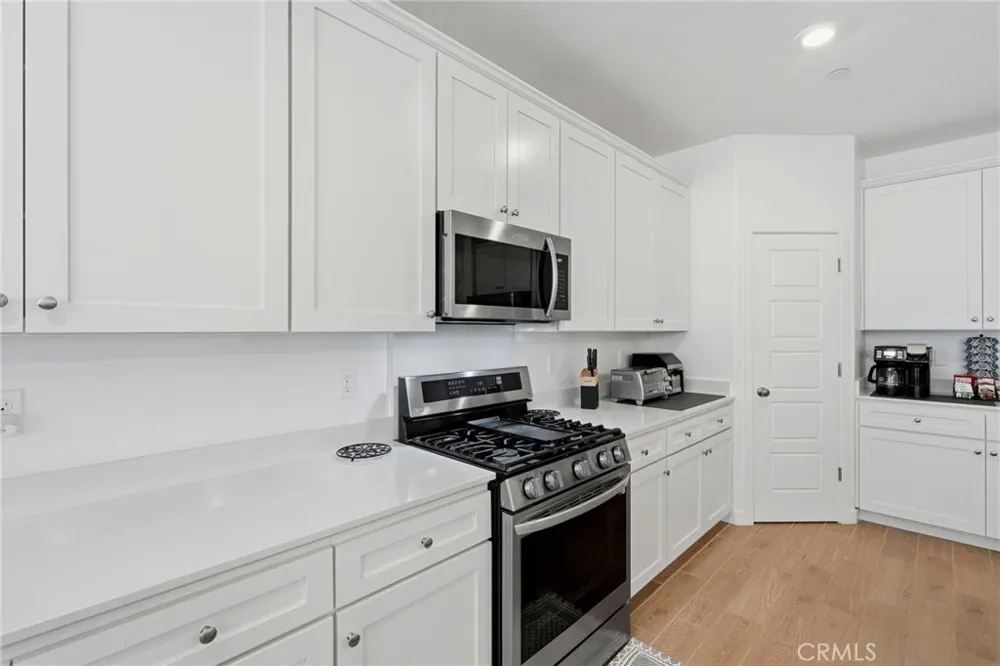 530 Baylor Lemoore, CA 93245