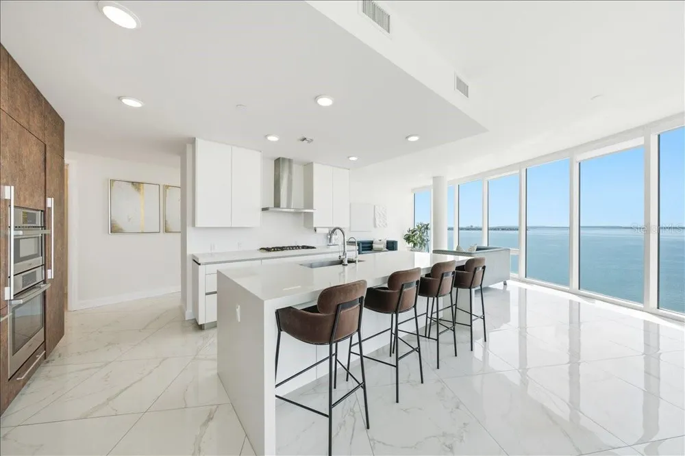 2900 W BAY TO BAY BOULEVARD #1401 Tampa, FL 33629