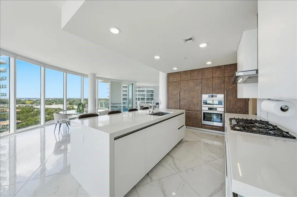 2900 W BAY TO BAY BOULEVARD #1401 Tampa, FL 33629