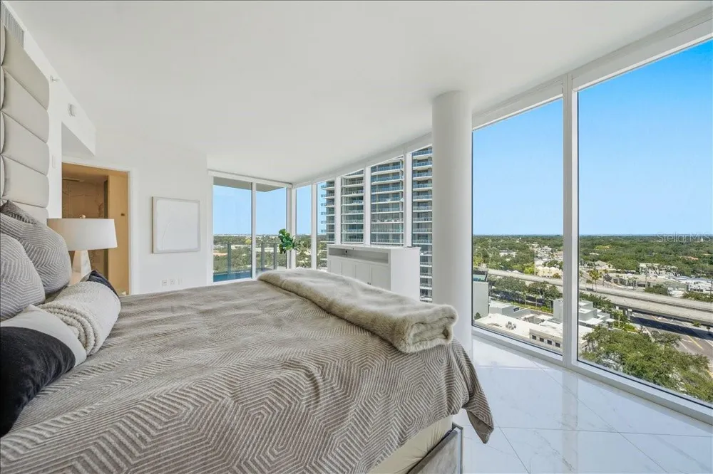 2900 W BAY TO BAY BOULEVARD #1401 Tampa, FL 33629