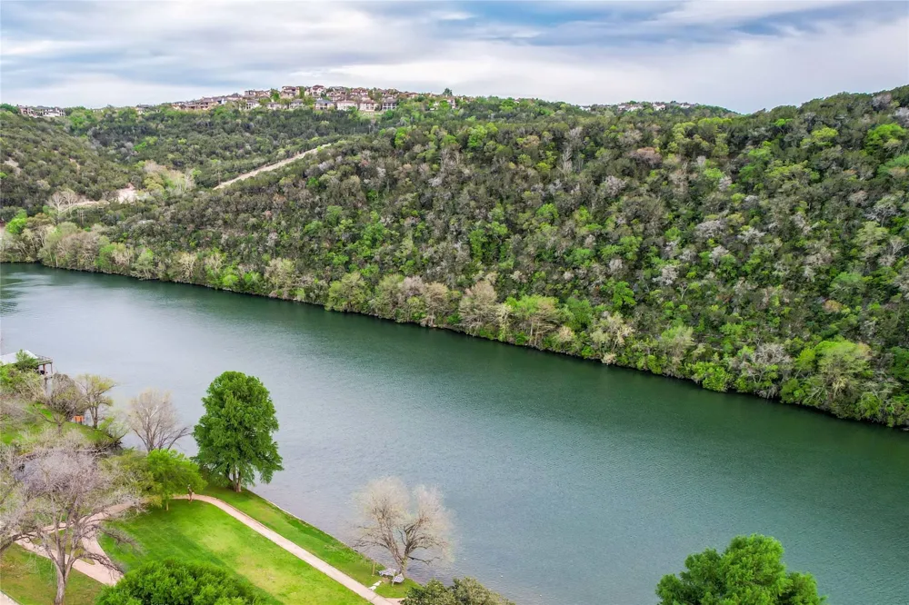 12920 Appaloosa Chase Drive Austin, TX 78732