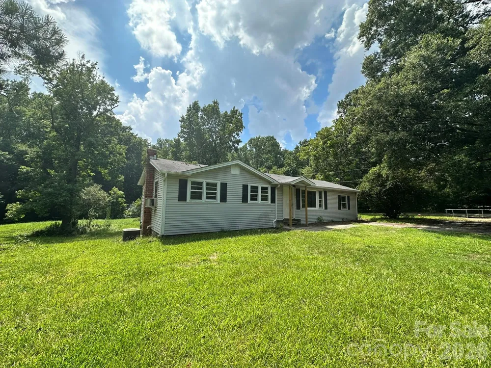 308 Maple Grove Church Road Matthews, NC 28104