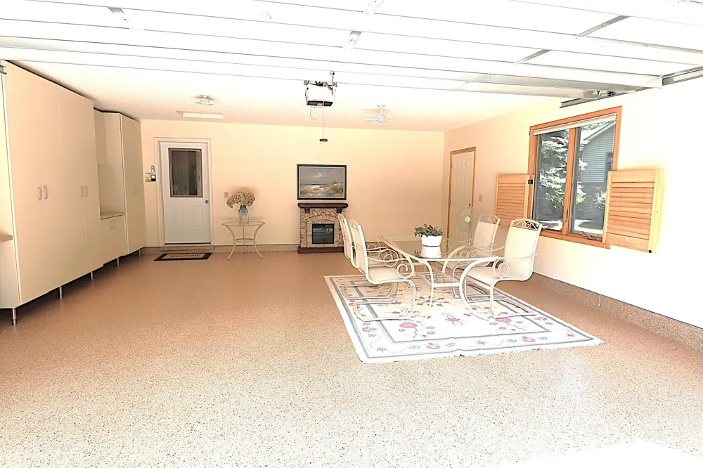 829 Autumn Way Stillwater, MN 55082