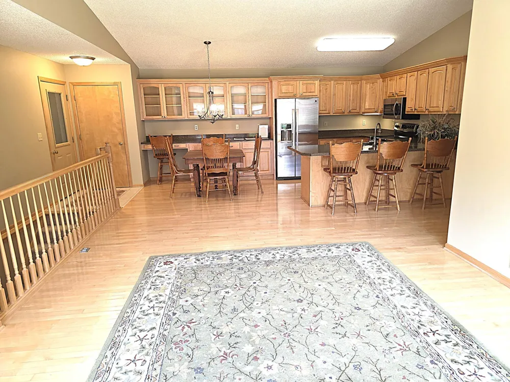 829 Autumn Way Stillwater, MN 55082