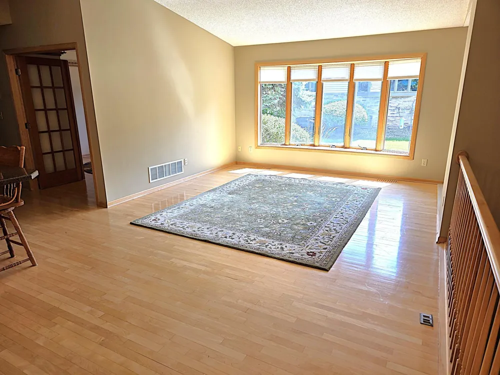 829 Autumn Way Stillwater, MN 55082