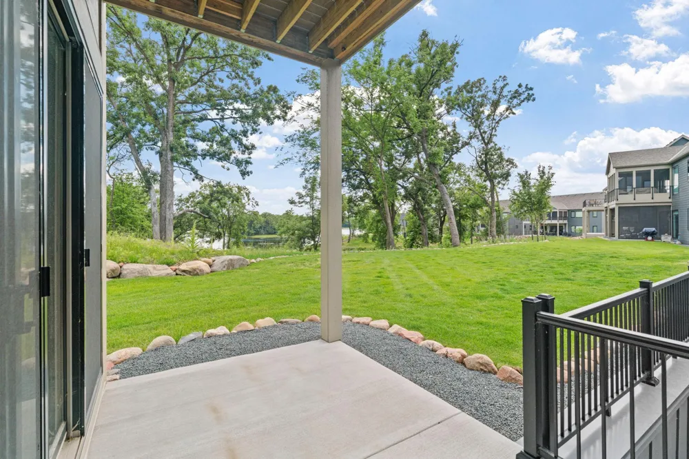 4729 Linden Cove Lane Savage, MN 55378