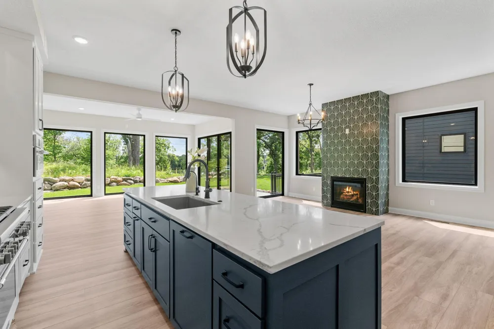 4729 Linden Cove Lane Savage, MN 55378