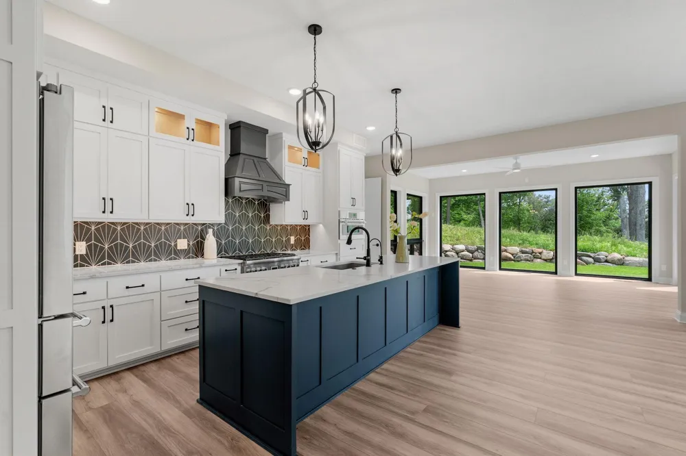 4729 Linden Cove Lane Savage, MN 55378