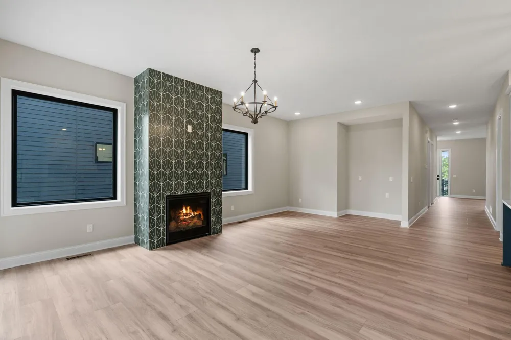 4729 Linden Cove Lane Savage, MN 55378