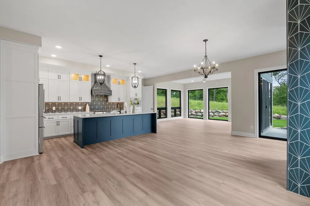 4729 Linden Cove Lane Savage, MN 55378