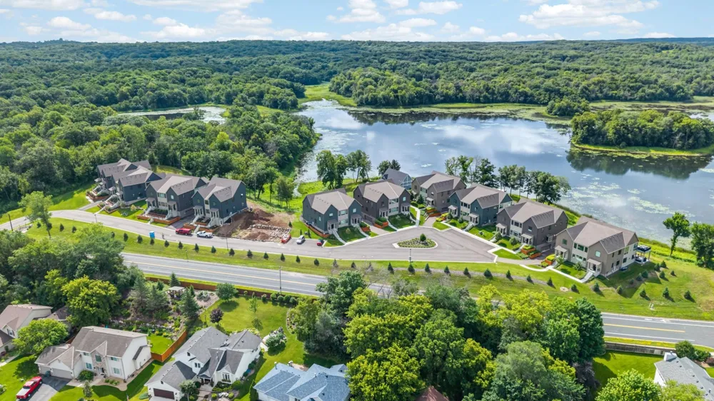 4729 Linden Cove Lane Savage, MN 55378