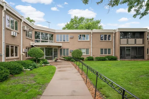 4380 Brookside Court #118