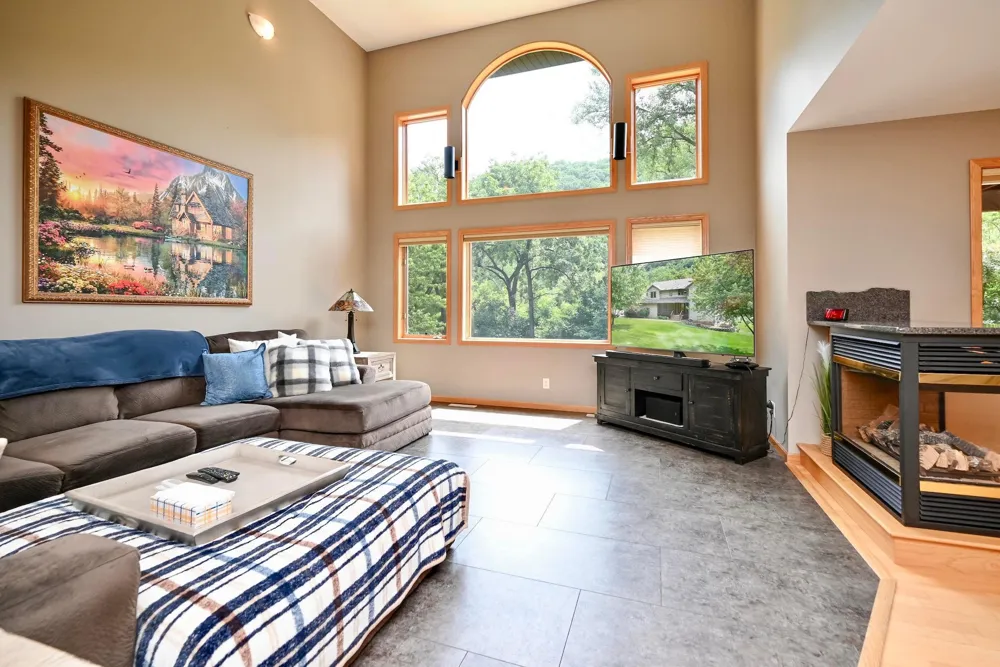 26238 County Road 17 Winona, MN 55987