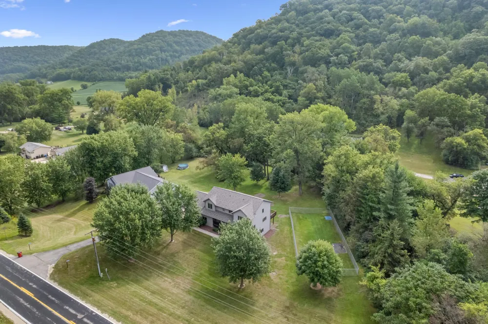 26238 County Road 17 Winona, MN 55987